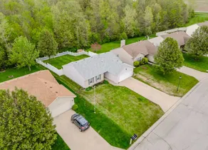 Holiday home with barbeque - Image 4