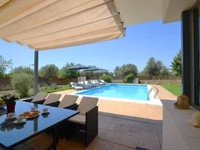 Big house with terrace, private pool & barbeque - Image 2