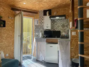 Cottage near Paris with private courtyard - Image 5