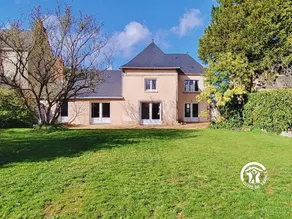 Fully equipped cottage with barbecue & garden - Image 2