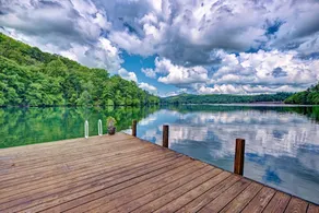Holiday home with barbecue | Water view - Image 2