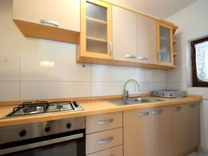 Holiday apartment with terrace - Image 2