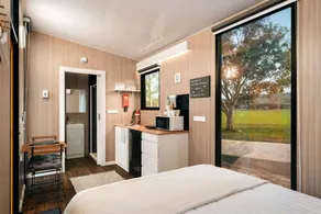 Peaceful Farm Stay Tiny House with Vineyard Views near Avoca, Warrenmang Victoria - Image 5