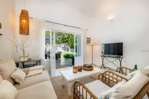 Family-friendly nice house with barbecue, terrace & private pool | Garden view | Pets are welcome - Image 3