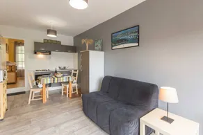 Gite with terrace & garden - Image 2