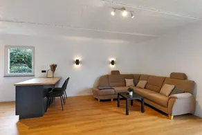 Apartment 'Oase' with Mountain View, Private Garden and Wi-Fi - Image 3