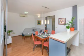 Apartment with barbeque & terrace | Sea view - Image 2