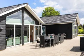Casa con sauna, piscina e barbecue - Image 2