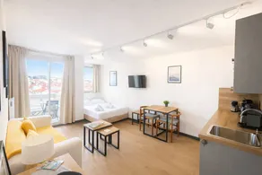 Children-friendly flat with pool | Next to the beach - Image 5