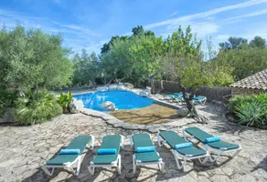 Children-friendly villa with private pool, terrace & garden | Mountain view | Suitable for remote work - Image 2