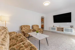 Voll ausgestattetes weiträumiges Apartment | Meerblick | Strand in der Nähe - Image 3