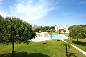 Apartment mit Pool, Garten und Terrasse | Gartenblick - Image 2
