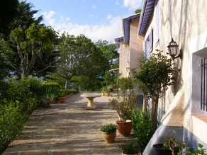 Holiday home surrounded by nature - Image 2