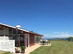 Family-friendly wonderful holiday home with garden, pool & terrace | Sea view | Pets allowed - Image 4
