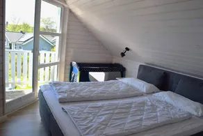 Family Holiday Home with Sauna near the Sandy Beach in Schönberg-Holm - Image 5