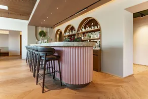 Aparthotel mit Sauna, Terrasse und Pool - Image 4