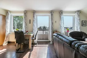 Holiday apartment with terrace, garden & barbecue | Garden view - Image 5