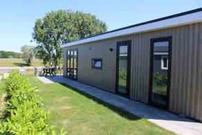 Holiday home with garden, terrace & pool - Image 4