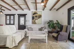 House with barbecue, private pool & terrace - Image 5