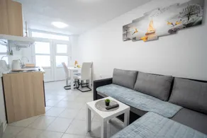 Flat with barbecue & terrace - Image 3