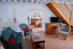 Casa rural con barbacoa, terraza y jardín | Vistas al jardín - Image 4
