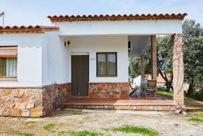 Country House 'Casa El Águila' with Mountain View, Shared Pool and Air Conditioning - Image 2