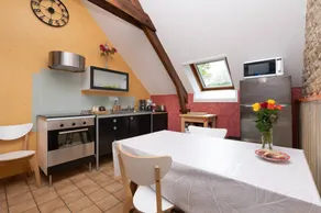 Cottage with terrace, garden & barbeque | Garden view - Image 4