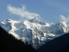 House | Mountain view - Image 2