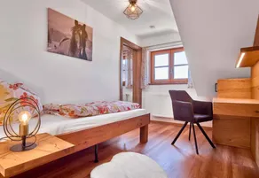 Flat with BBQ & terrace - Image 5