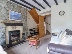Cottage with terrace - Image 5