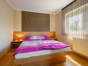 Holiday apartment with pool, terrace & garden - Image 5
