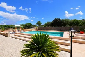 Casa vacacional con jardín, piscina privada y terraza | Vistas a la montaña - Image 3