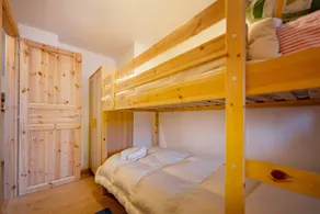 Apartment | Mountain view - Image 4
