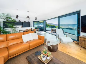 Family-friendly cottage with jacuzzi & garden | Sea view | Beach nearby | Pets allowed - Image 5