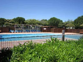 Chalet with terrace & pool - Image 3