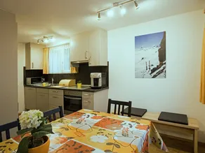 Charmante Wohnung mit Terrasse | Skifahren in der Nähe - Image 3