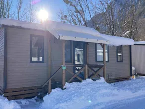 Chalet with terrace & heated pool | Garden view - Image 4