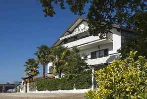 Familienfreundliche Ferienwohnung mit Grill, Terrasse und Pool | Gartenblick - Image 5