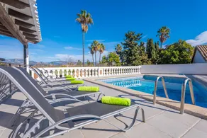 Villa with garden, private pool & terrace - Image 3