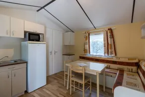 Mobile Home 'Le Noyer' with Shared Pool, Private Terrace and Private Garden - Image 5