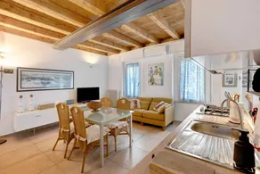Apartment 'Les Amis' with Private Garden, Wi-Fi and Air Conditioning - Image 2