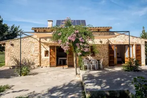 Finca with fast internet, BBQ & private pool | Mountain view - Image 4