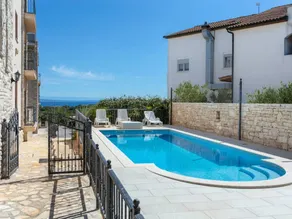 Apartamento vacacional totalmente equipado con piscina y terraza - Image 2