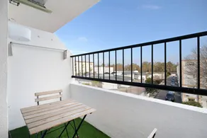 Fantastico appartamento totalmente attrezzato con terrazza | Vista sulla città | Ideale per il telelavoro | Ammette cani - Image 3