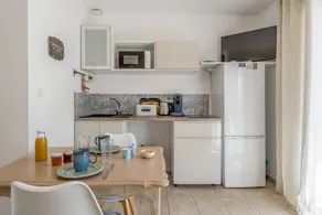 Studio with terrace & garden | Garden view - Image 4