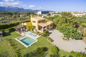 Fully equipped lovely holiday home with terrace, garden & private pool - Image 3