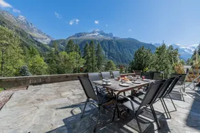 Chalet mit Whirlpool und Terrasse | Bergblick - Image 2