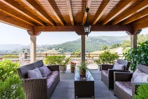Children-friendly house with barbeque, garden & terrace | Mountain view | Perfect for remote work | Pets allowed - Image 3