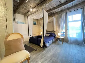 Charming bed and breakfast with terrace - Image 4