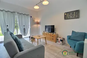 Gite with terrace & garden - Image 4
